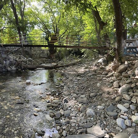 Sakliderebutikotel 에드레미트 외부 사진