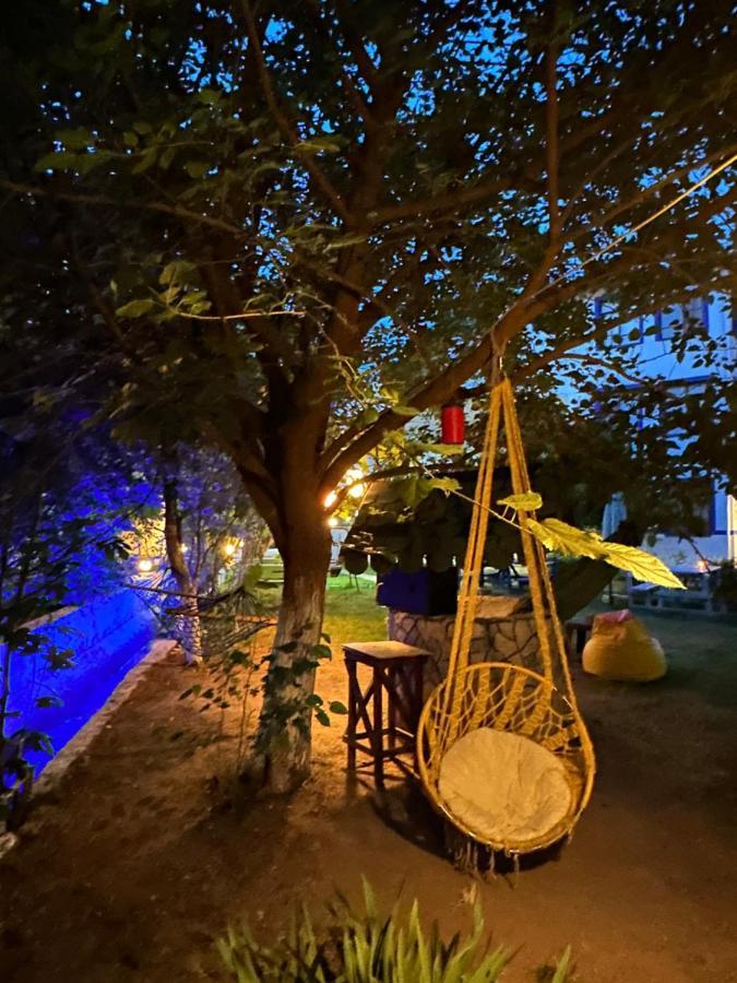 Sakliderebutikotel 에드레미트 외부 사진